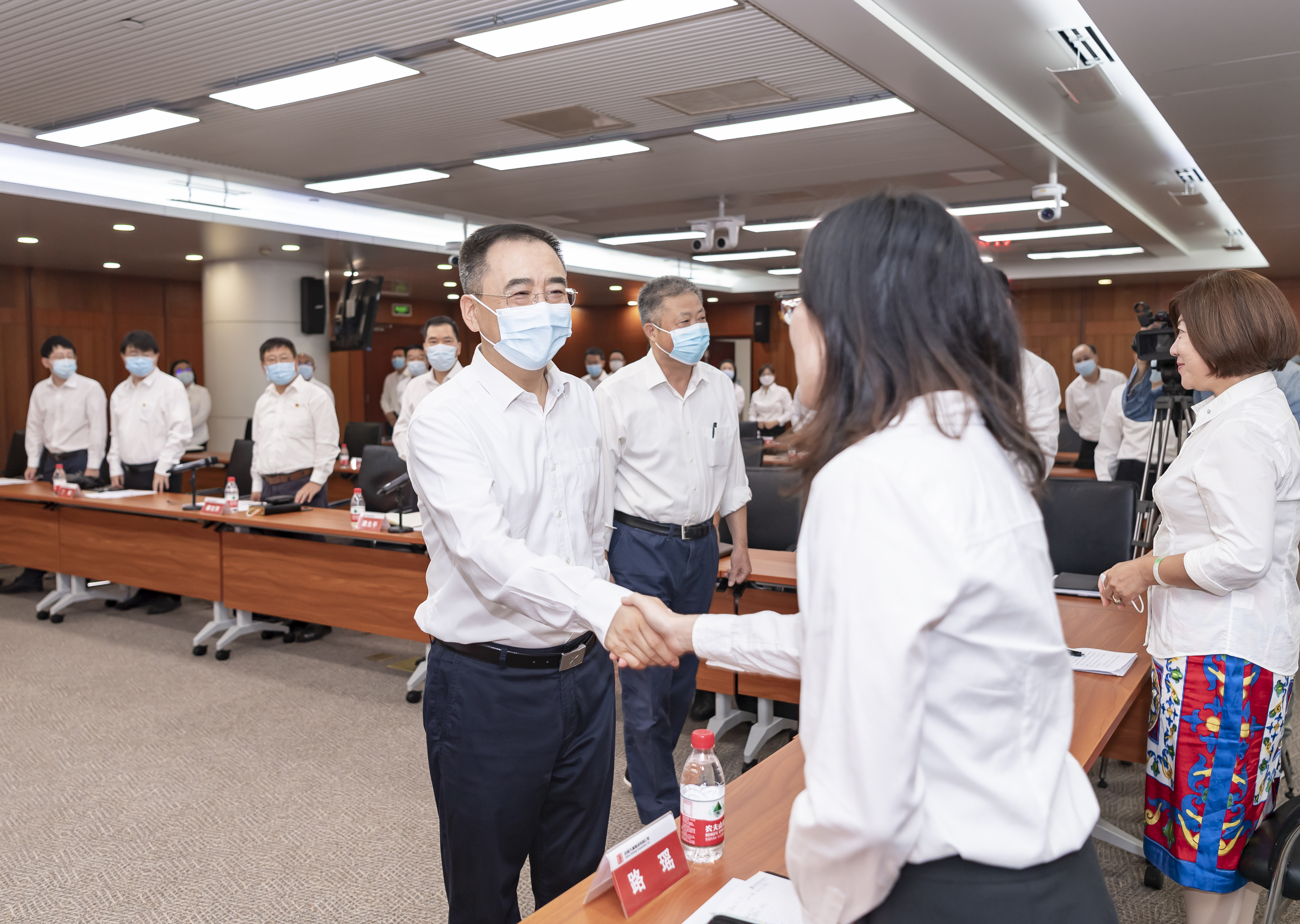 1664550761464031684.jpg DSC_9348握手.jpg